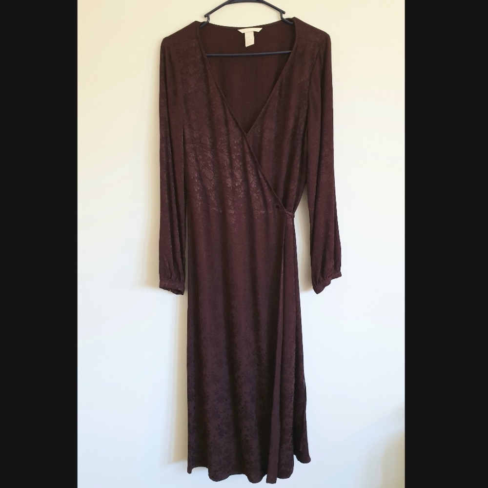 Never worn H&M midi wrap dress